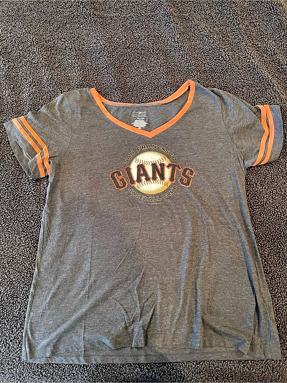 MLB San Francisco Giants Women's Gray & Orange Short Sleeve Tee